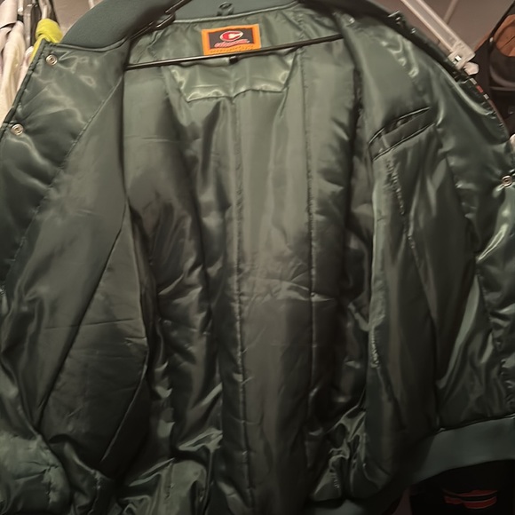 Jacket - Picture 4 of 8